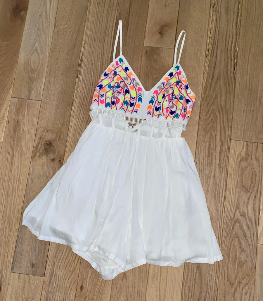 NWOT Embroidered Cut Out Romper
