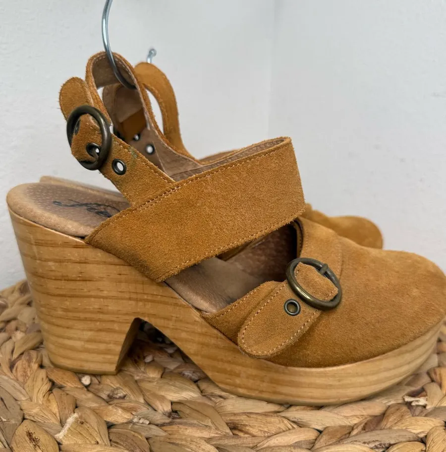 Free People Clogs Park Circle Suede Clog camel tan wooden heel lagenlook