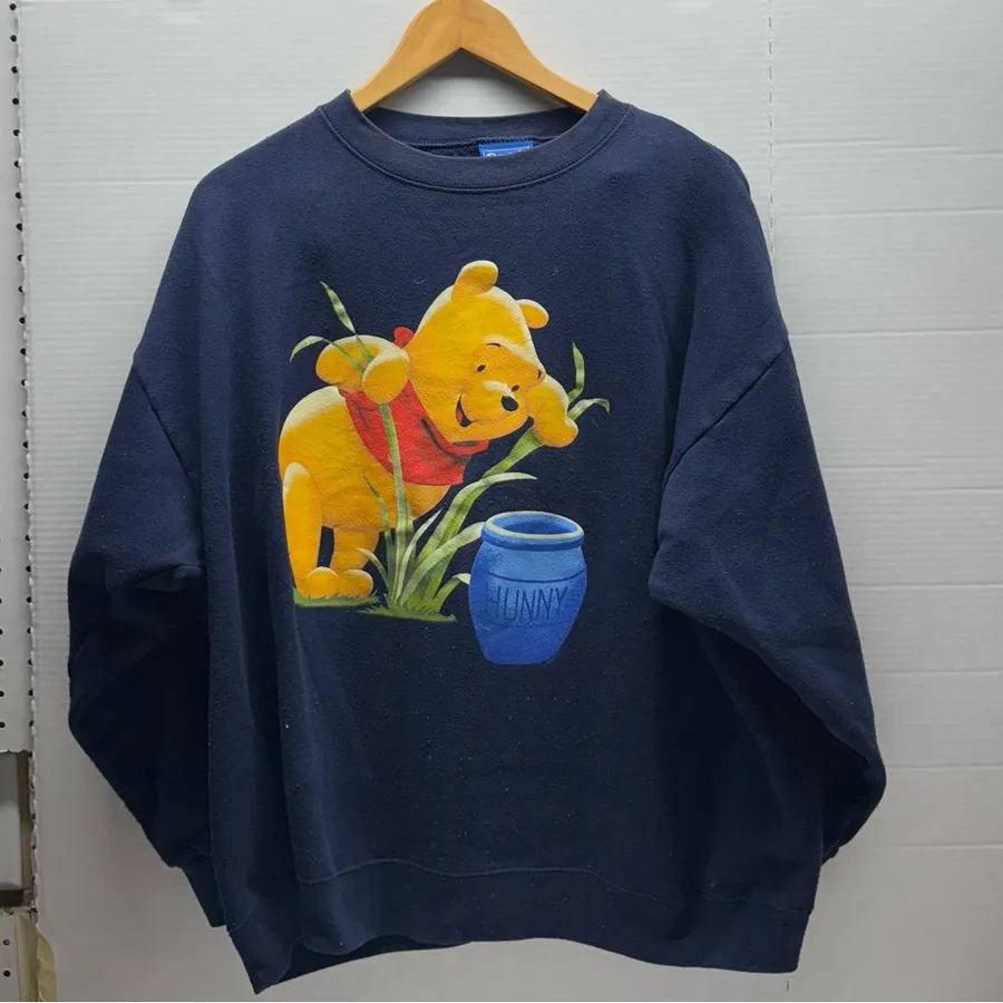 Vintage Winnie the Pooh Graphic Sweatshirt
