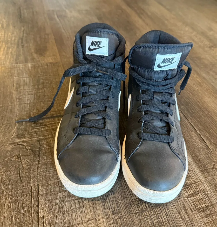 Nike Court Royale 2 Mid – Black & White – Women’s 7.5