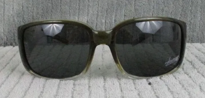 New Divine Eyewear Vixen Olive Fade/Polarized Smoke Sunglasses NWT Women's Green