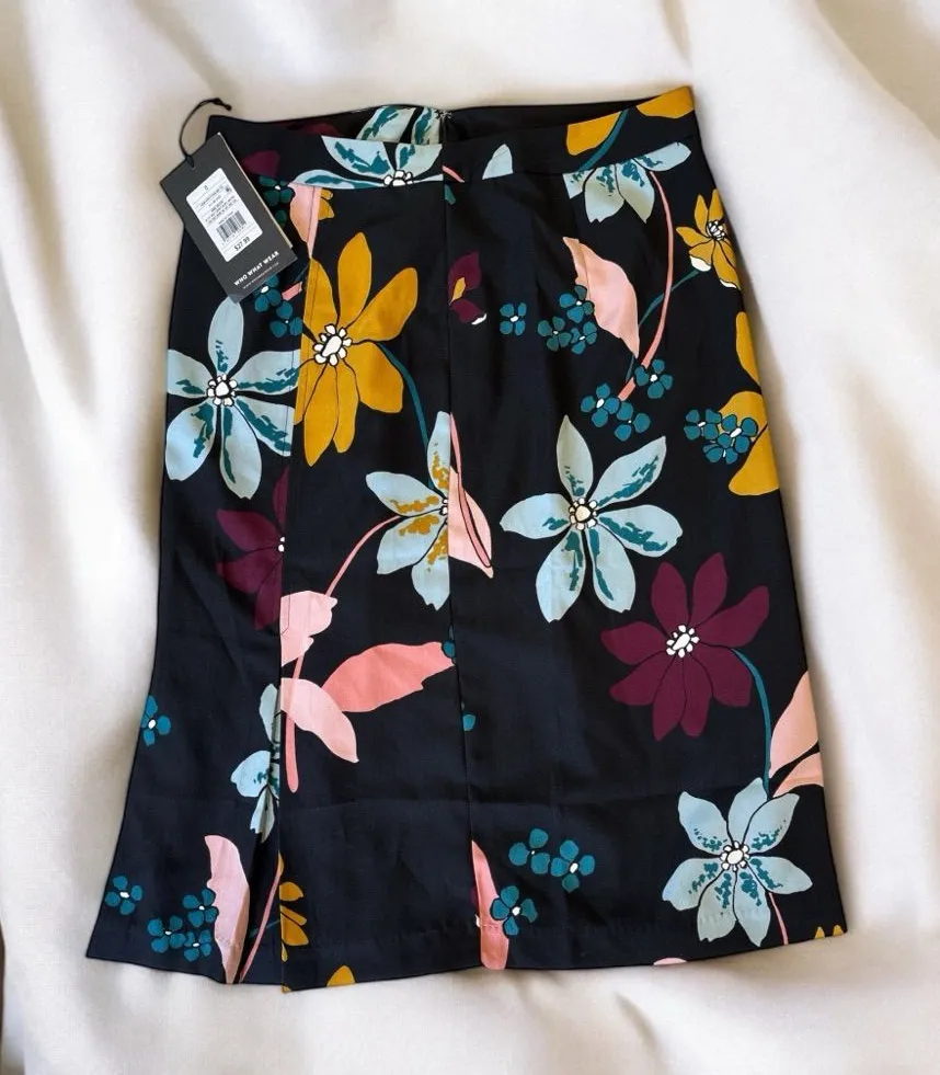 WHO WHAT WHERE Women’s Floral Partial Pleated Midi Skirt. Size 8 Medium NWT