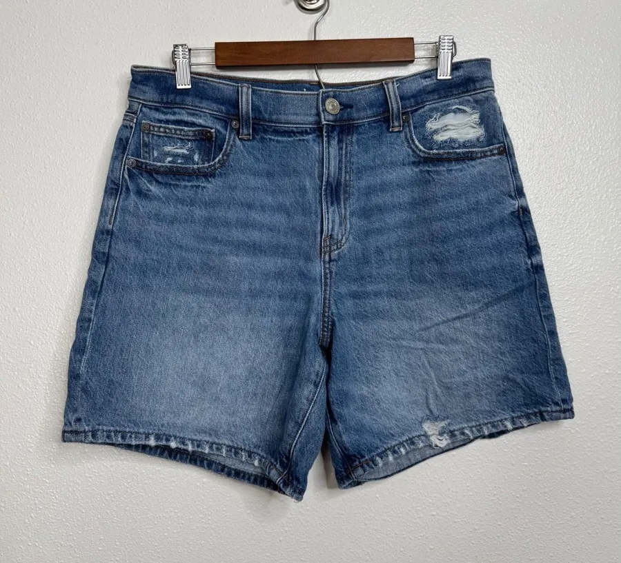 American Eagle 90s Boyfriend Bermuda Distressed Denim Shorts Blue Women Size 10