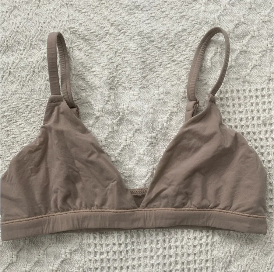 SKIMS Triangle Fits Everybody Bralette