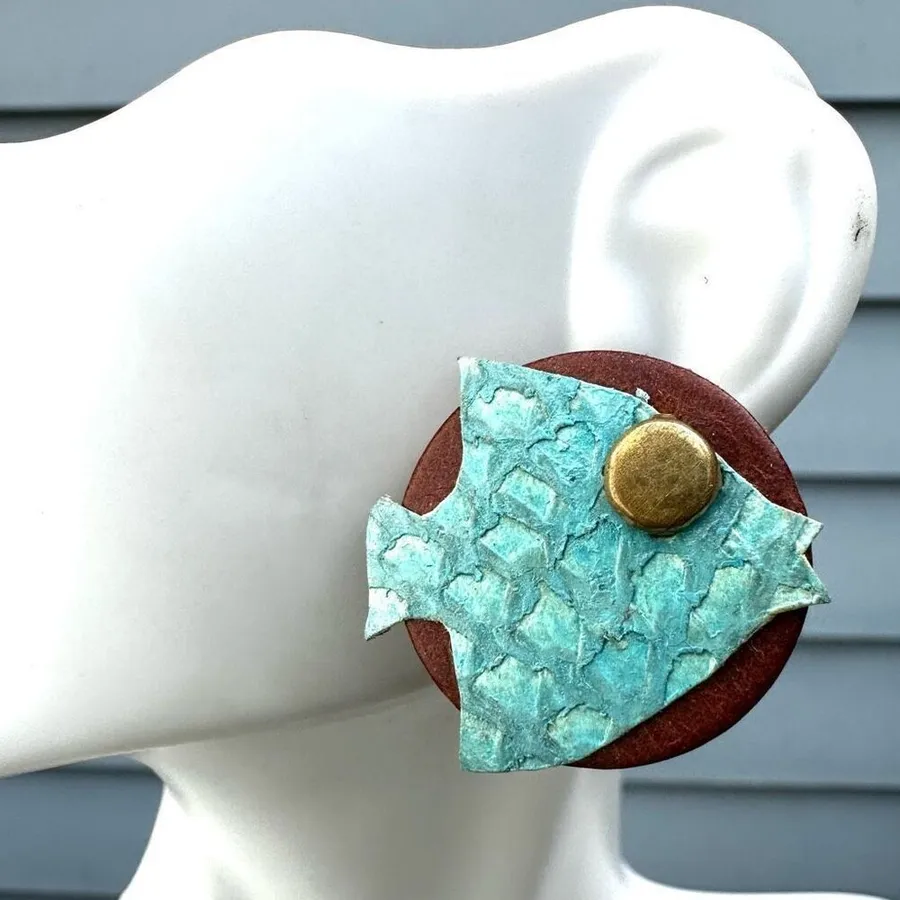 Wood and blue fish artisan circle earrings Brown