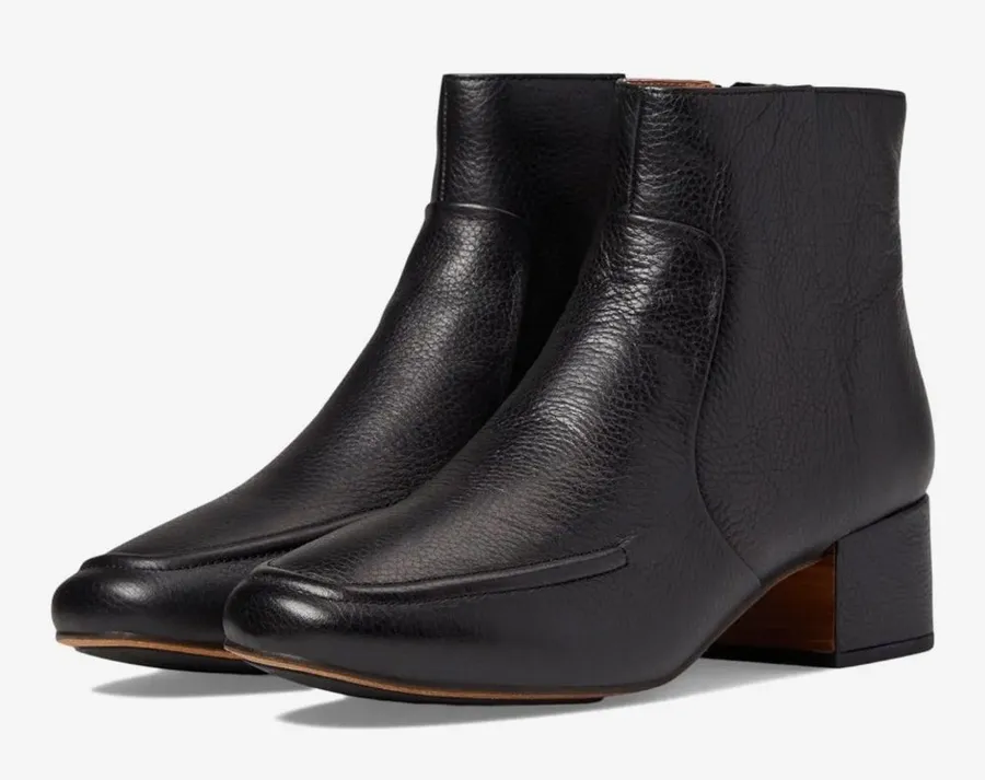 Gentle Souls Kenneth Cole Ella Apron Bootie Black Leather Ankle Boots 9.5 Shoes