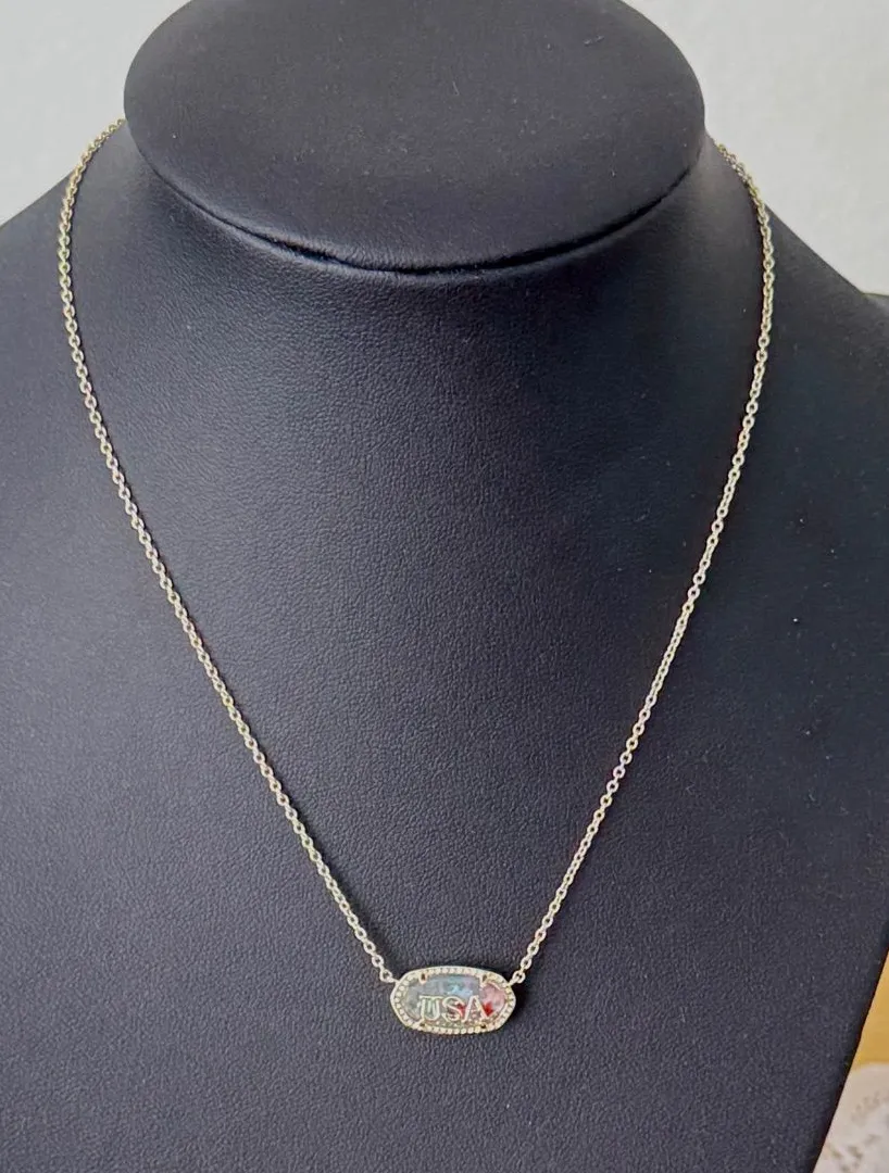 Elisa USA Gold Short Pendant Necklace