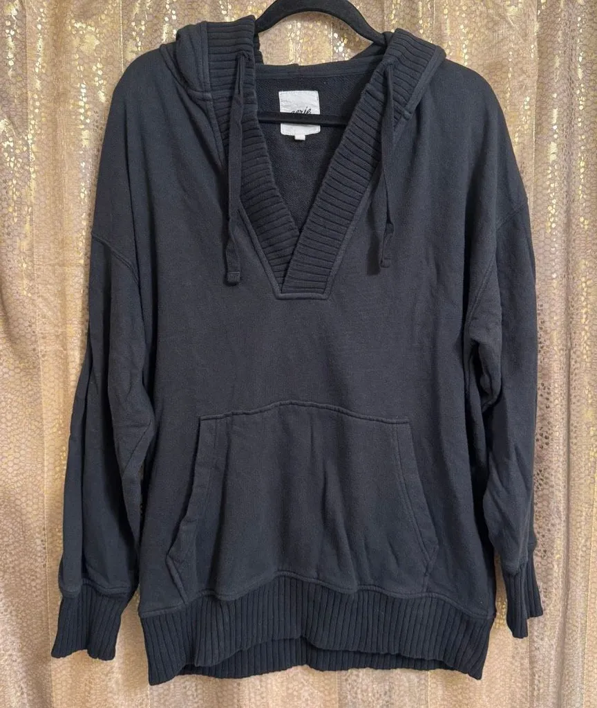 Aerie Black Down To Earth Pullover V Neck Hoodie Medium