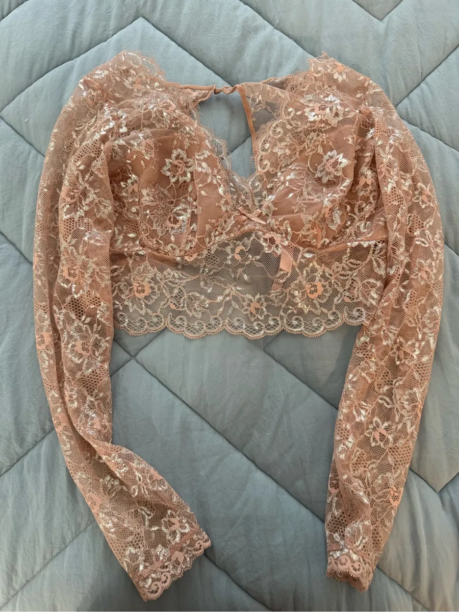 Victoria's Secret Dusty Rose Long-Sleeve Lace Bralette