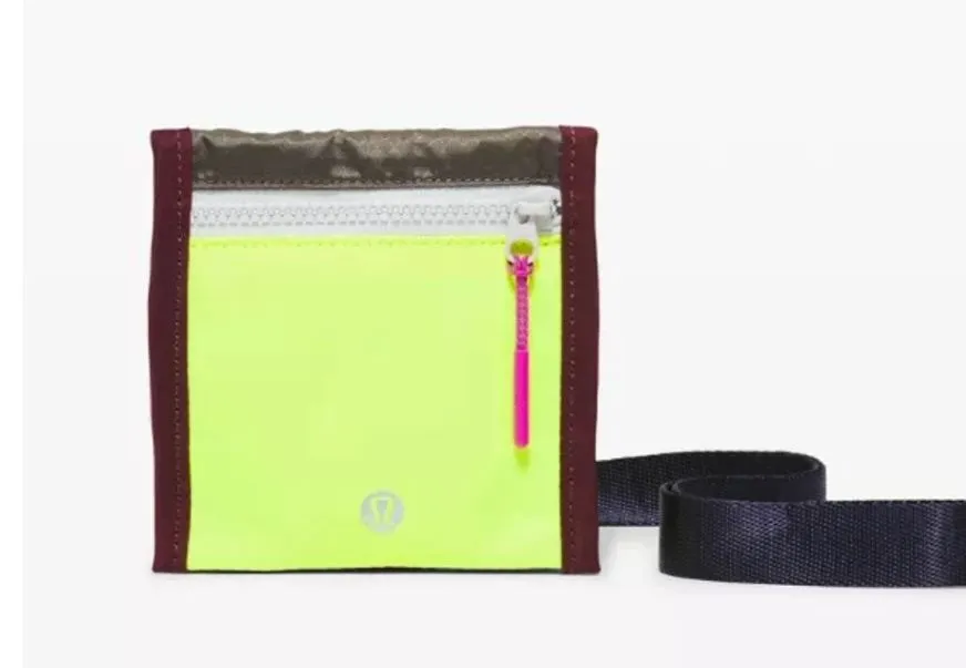 ππ NWT Lululemon Ever Ready Crossbody Wallet