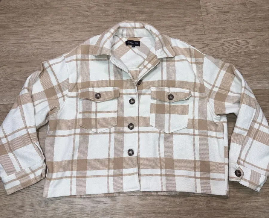 Love Tree Boutique Women's Plaid Button Up Jacket Size Large