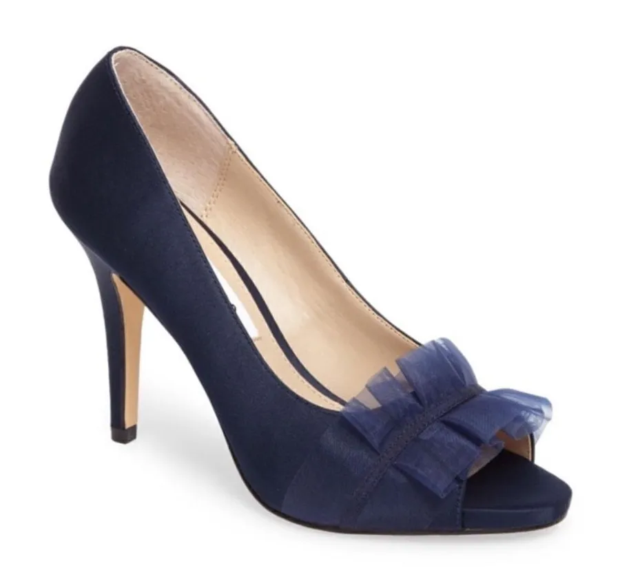 Nina raizel Navy Blue Sheer Ruffled pumps Size 6M. B78