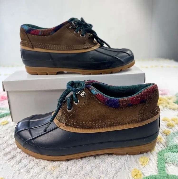 Bay Area Traders Duck Boots Plaid Lined Thermolite Insoles Size 8 Brown