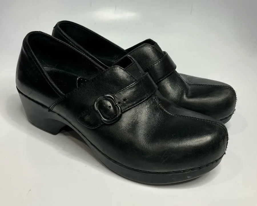 Dansko black leather clog shoes size 40