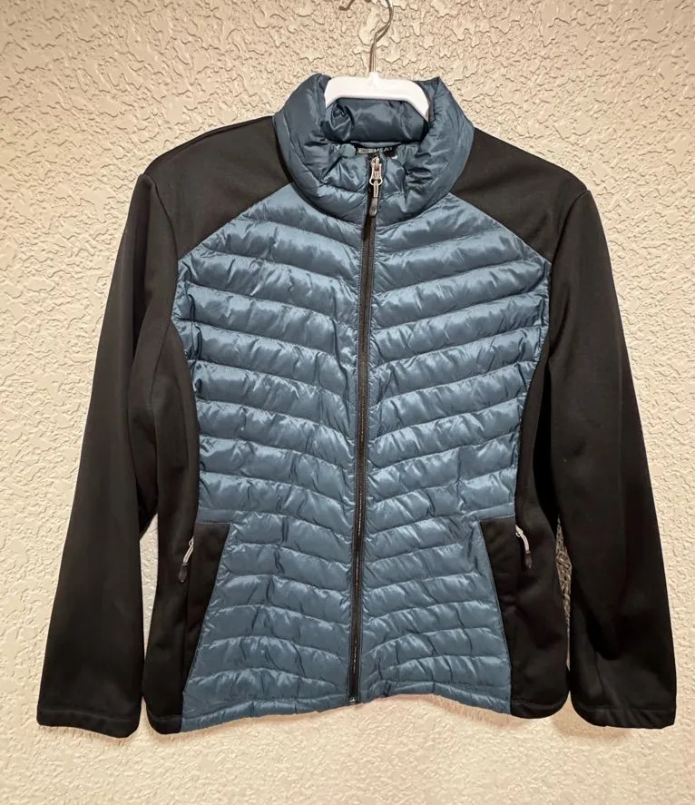 32 Degrees Blue Quilted Front Jacket with Black Sleeves