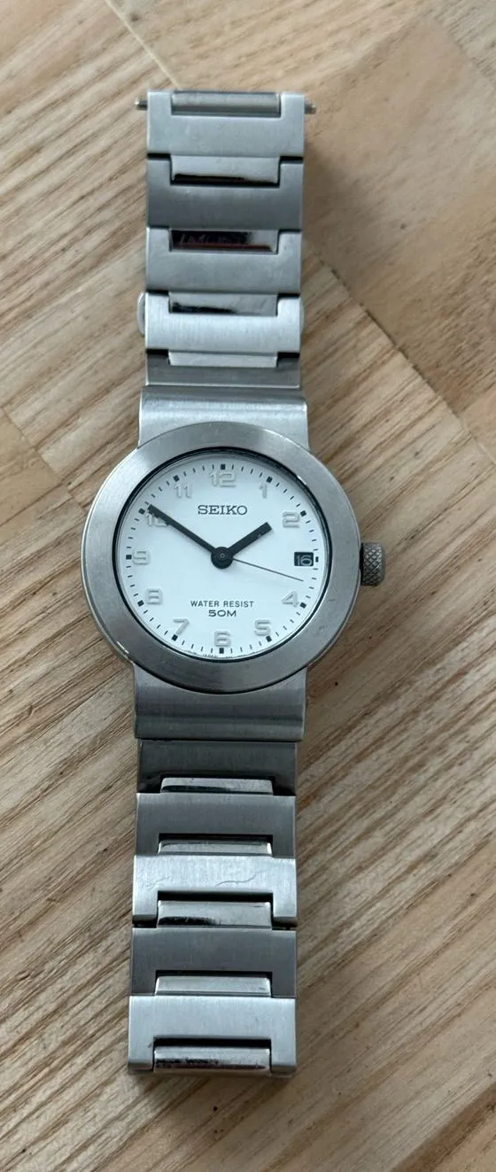 Seiko Very Rare Watch Stainless Steel Bracelet Case White Dial Date Window
