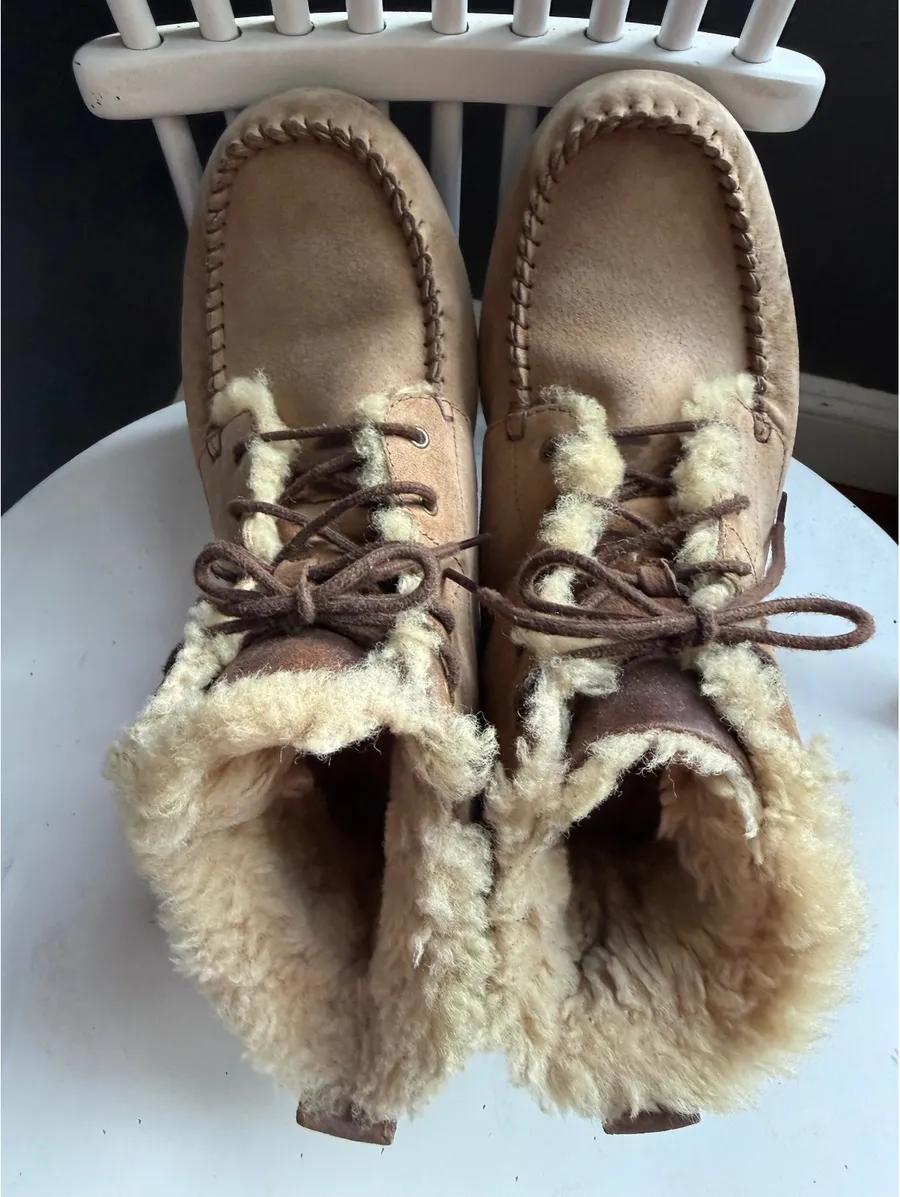 UGG Women's Lace-Up Shearling Lined Boots in Chestnut