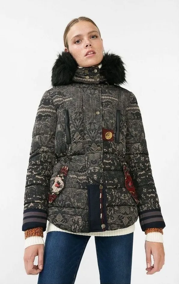 Desigual Badajoz lace print beaded embroidered puffer coat size 38 or US small