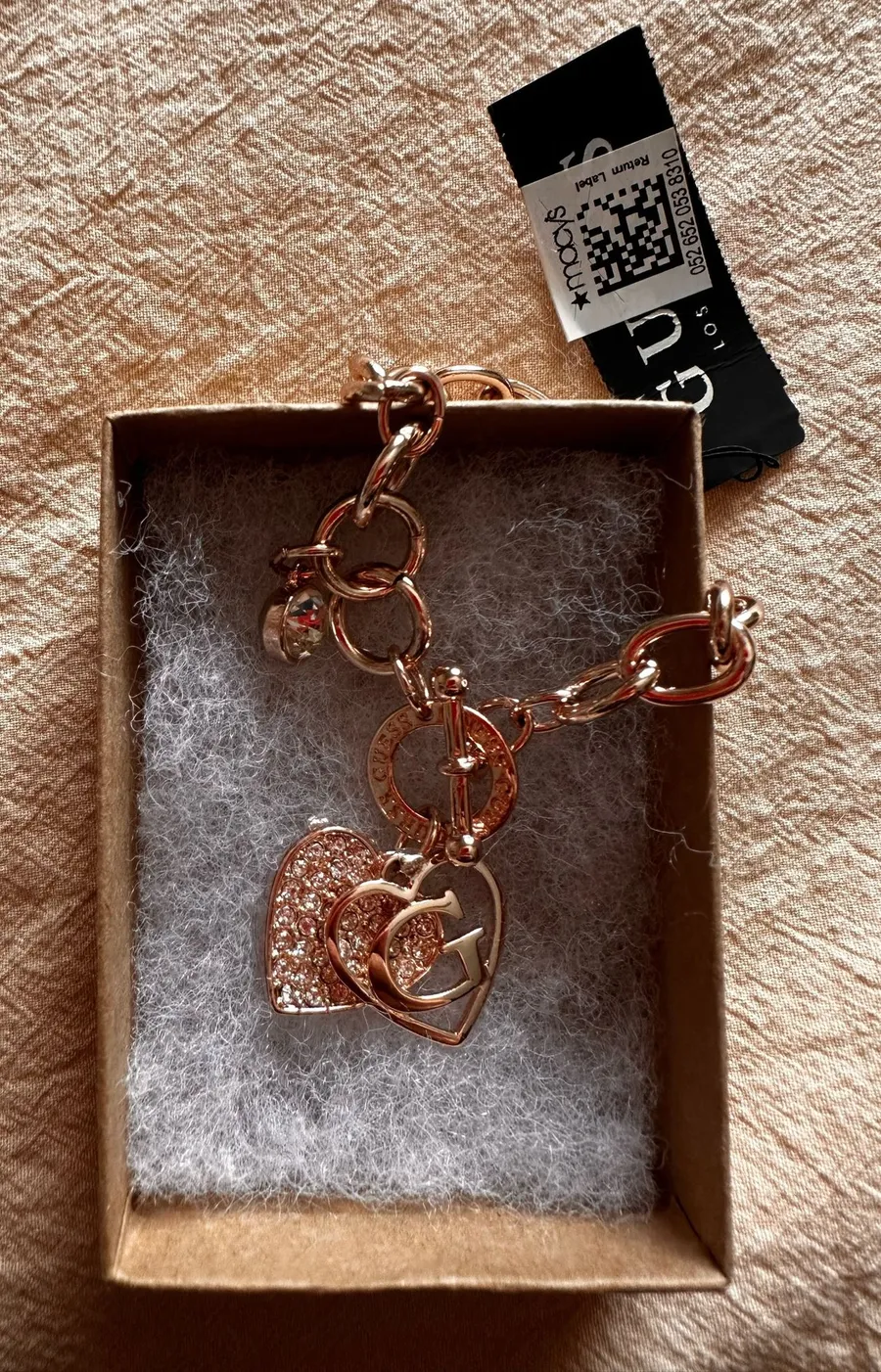 New with Tags GUESS Rose Gold Pave Rhinestone Double Heart Toggle Bracelet Boxed