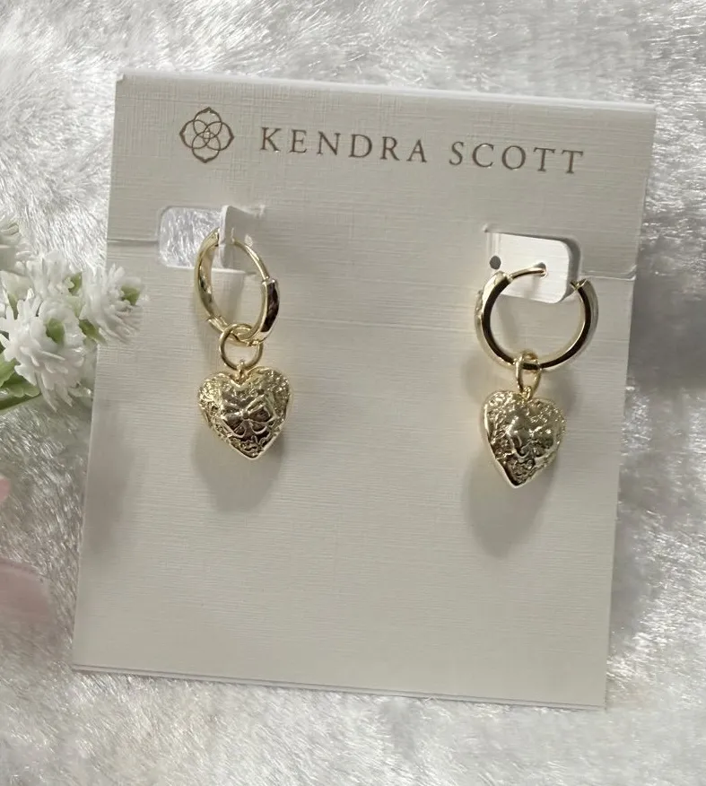 ✨ Kendra Scott x LoveShackFancy Heart Gold Convertible Huggie Earrings