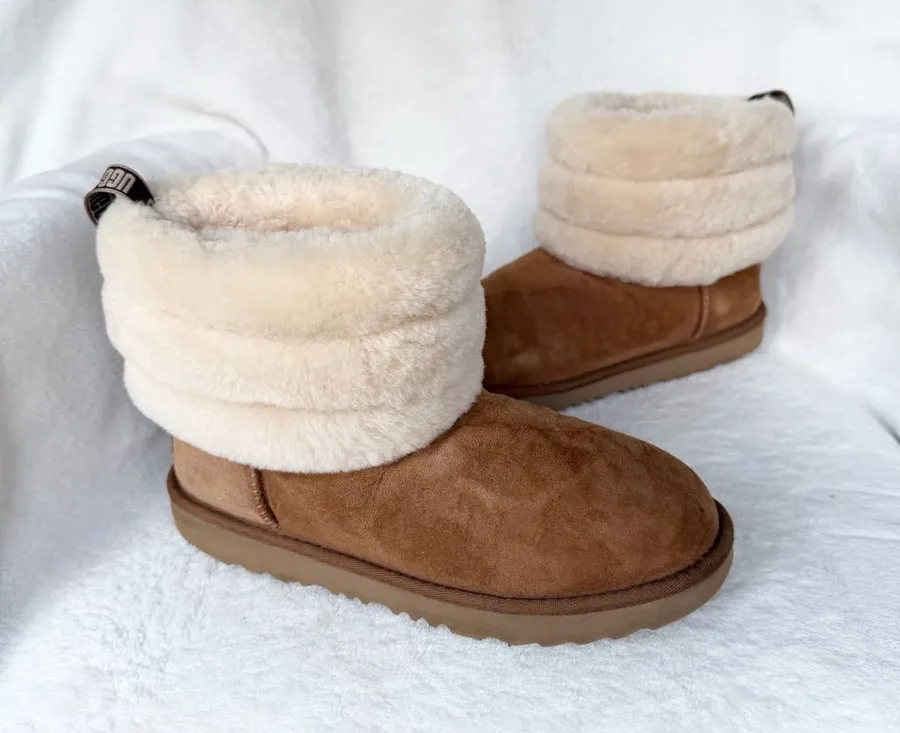 UGG Women’s Fluff Mini Quilted Boots Chestnut Size 5 FITS KIDS USA SIZE 3