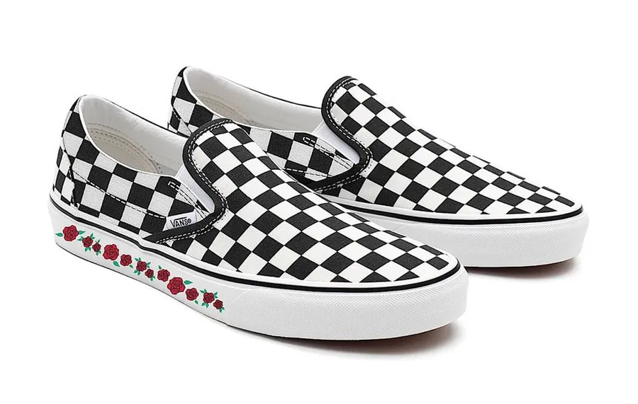 Vans Black & White Checkerboard Slip-On with Red Rose Motif Size Wms 9.5 Men’s 8