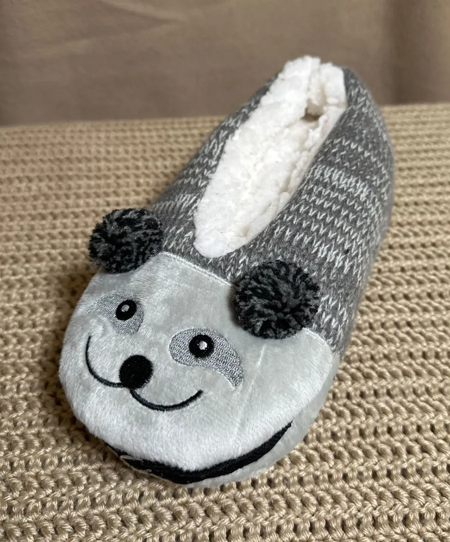 Womens Bear Knit Slippers Grey Faux Shearling Lined House Shoes Pom Pom Ears Gray Size 6