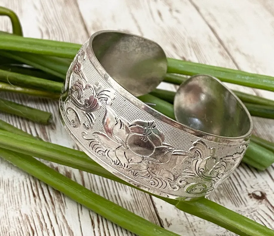 Unsigned Silver