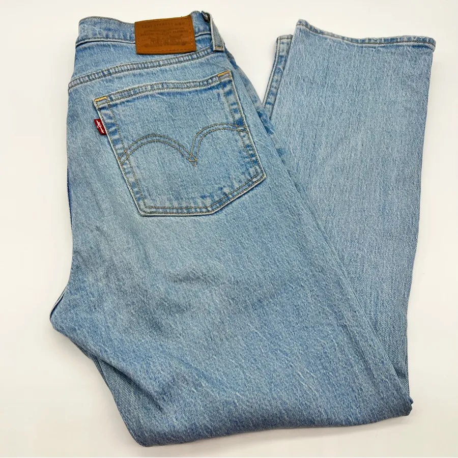Levi's Blue Wedgie Straight Leg High Rise Jeans Timeless Design-Size 26