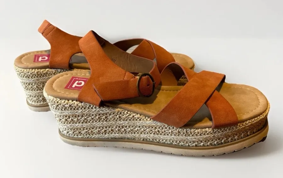 JC Penny POP Platform Espadrille Sandals Brown Orange Tan Strappy Women’s 8M Size 8