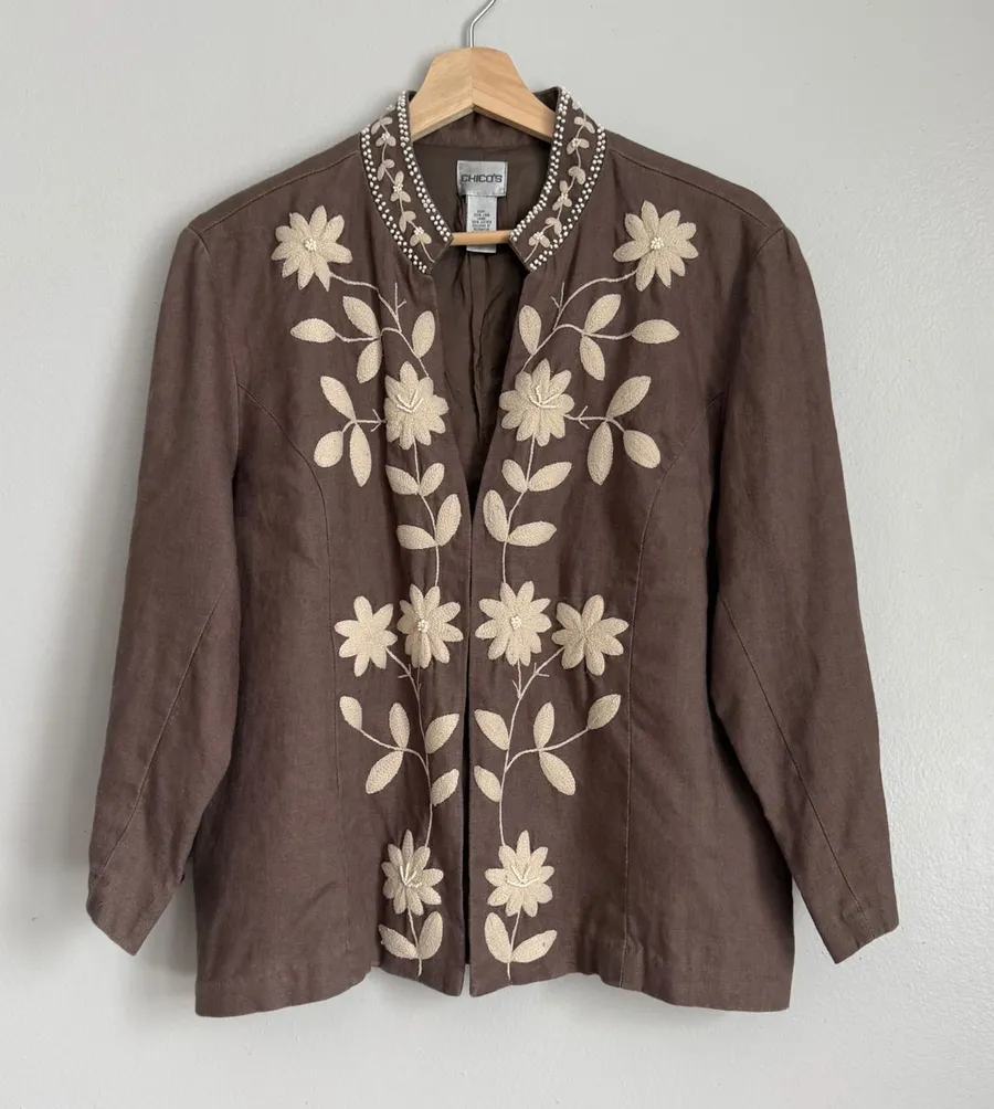 Chicos Sz 2 Brown Linen Floral Embroidered Beaded Jacket Large Hook Eye Open