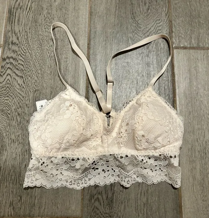 Forever 21 Lace Bralette in Ivory