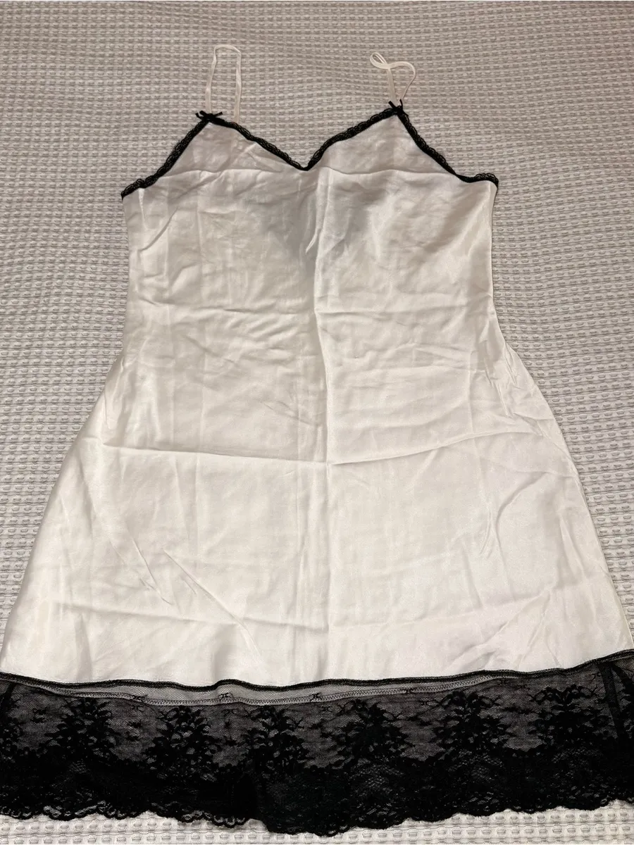 Vintage Clarie's Rose White Silk Black Lace Size Large Wedding Sexy Lingerie