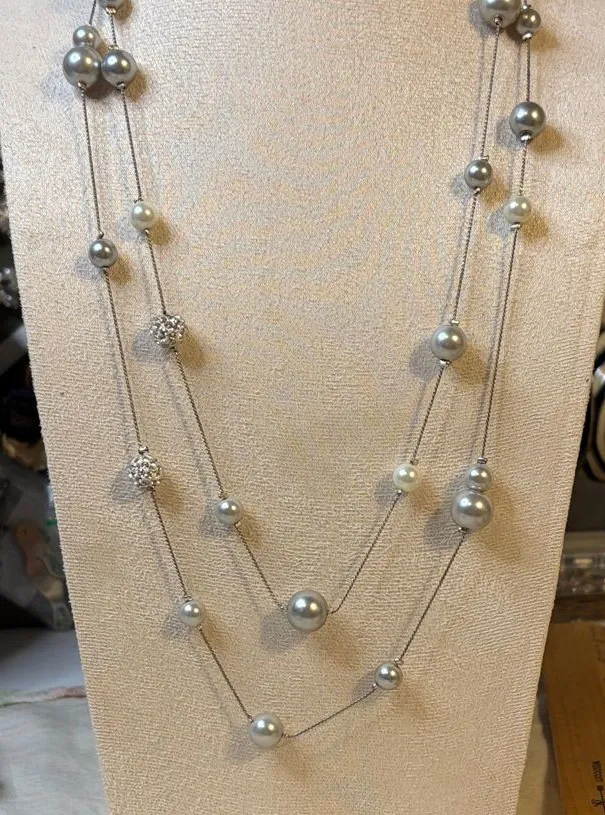 Elegant Silver Pearl Necklace