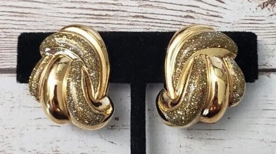 Vintage Clip On Earrings