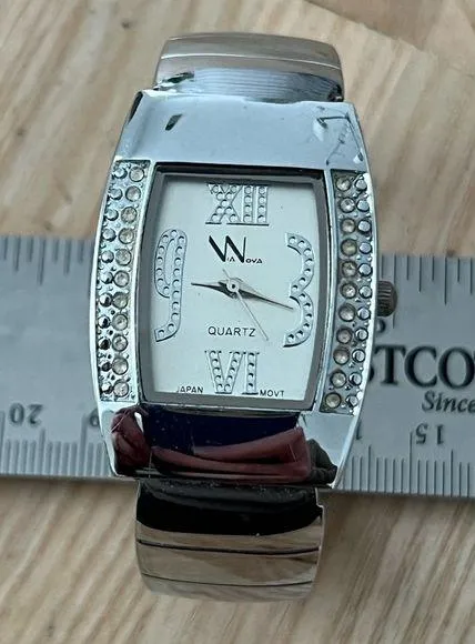 Fashion Watch Via Nova Brand Silver