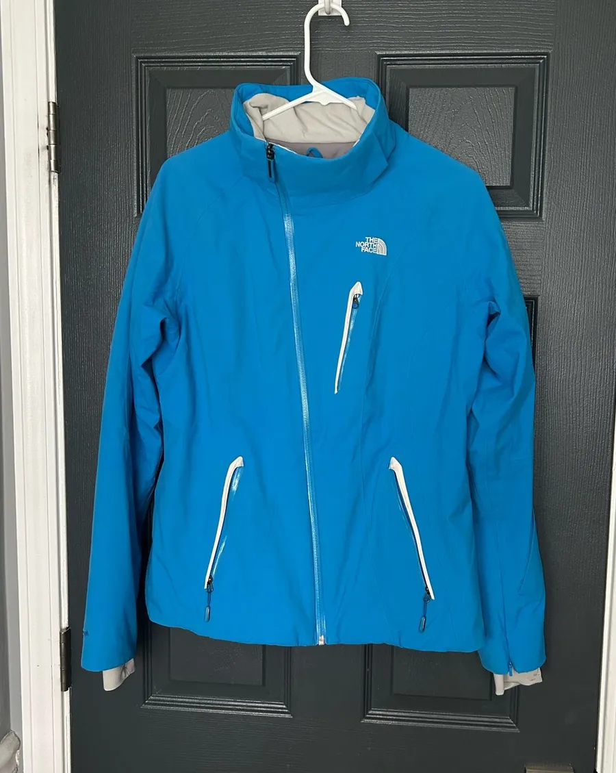 The North Face Women's Blue Hyvent Jacket