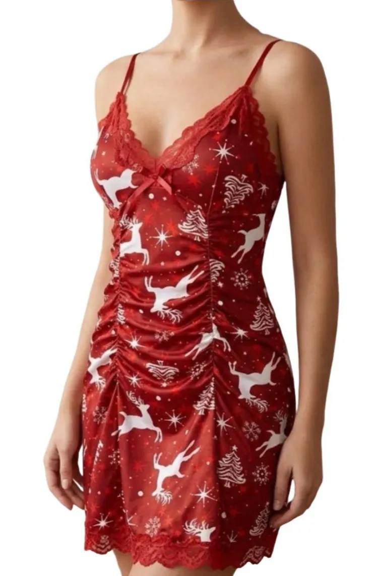 Avidlove NWT Red Christmas Themed Reindeer Tree Peint Lace Trim Chemise Lingerie