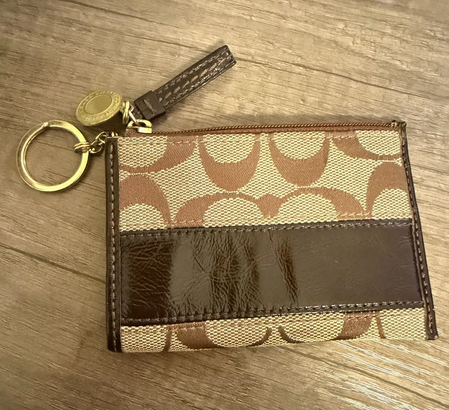Vintage coach mini skinny coin wallet