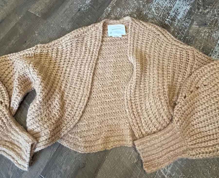 Anthropologie Rae Cropped Cardigan Brown Camel Chunky Knit Balloon Sleeve Size M Size M