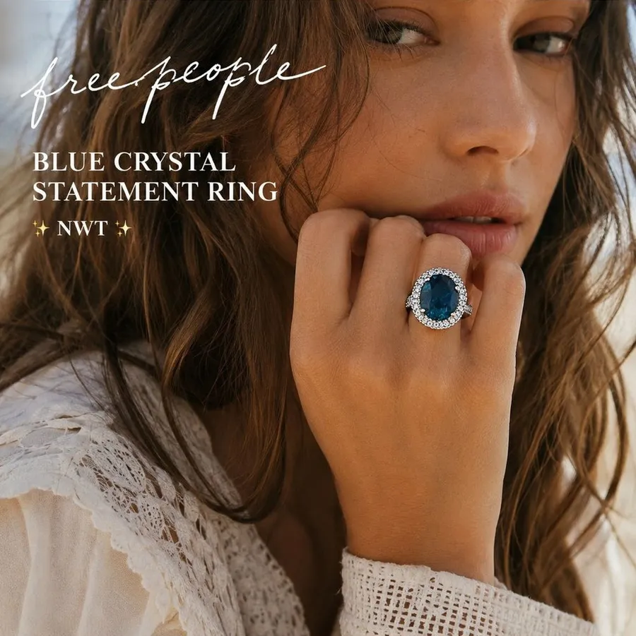 Free People Statement Cocktail Ring | Blue Crystal Halo Ring~ Silver ~ Size 7
