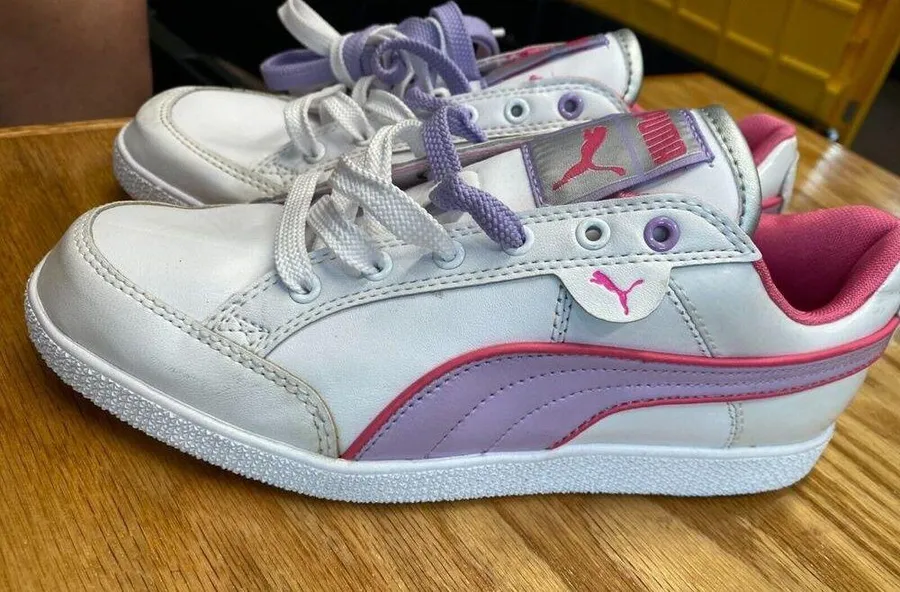 Puma Ikaz Lo Sneaker Women's 6.5 White Purple Leather Lace Up Running Shoes S11