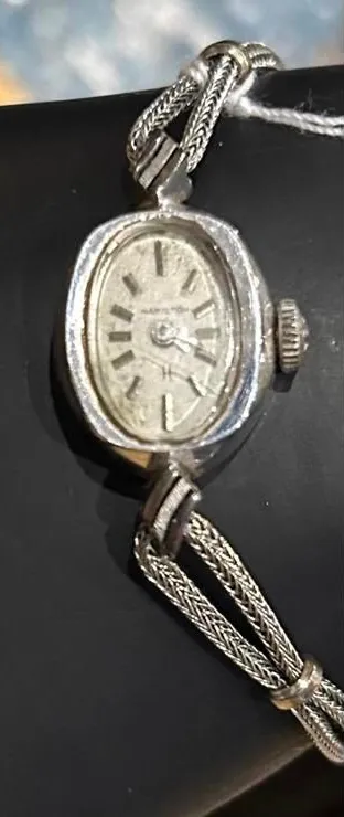 Vintage Hamilton Silvertone Women Wristwatch with Mesh Band Silver