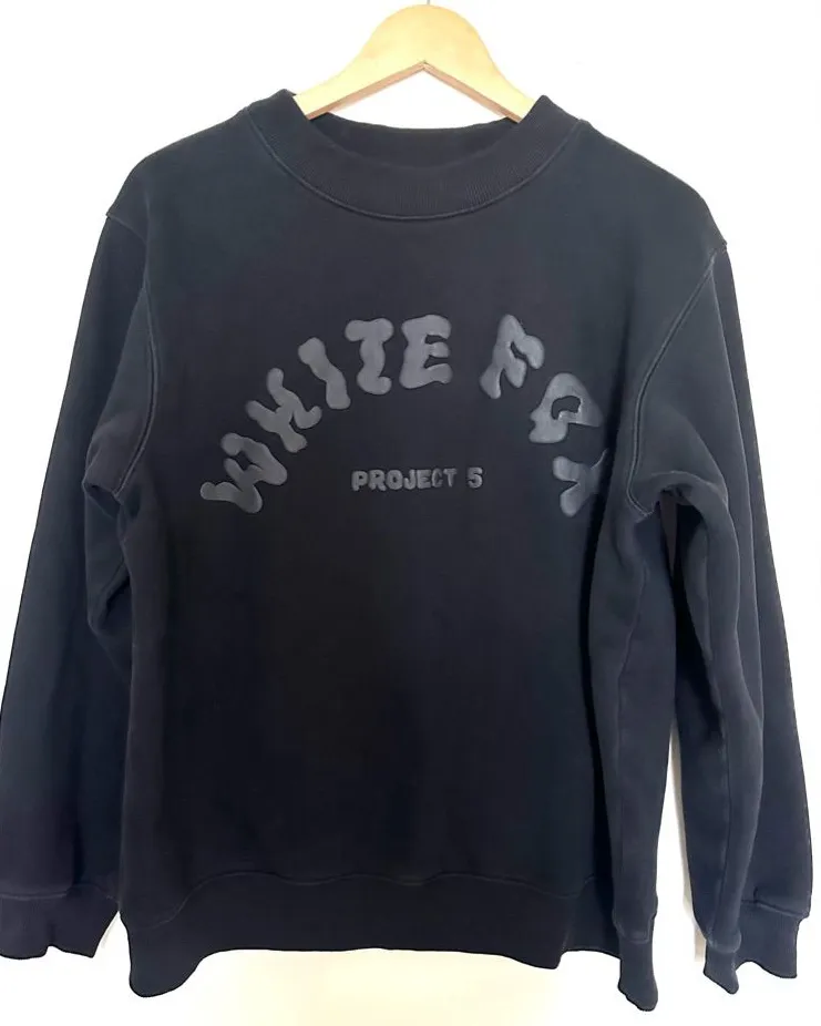 White Fox Sweater Women's S/M Black On Logo Print Crew Neck Project 5