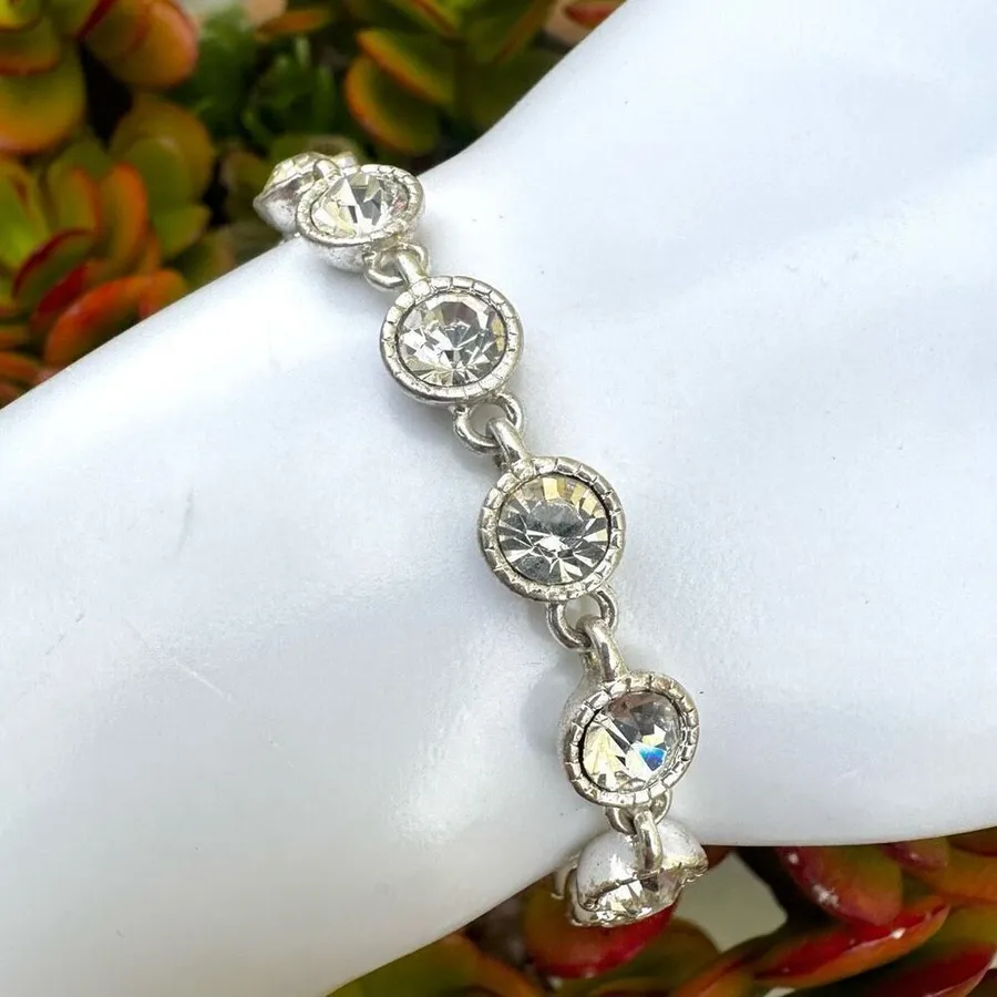 Avon silver tone rhinestone bracelet