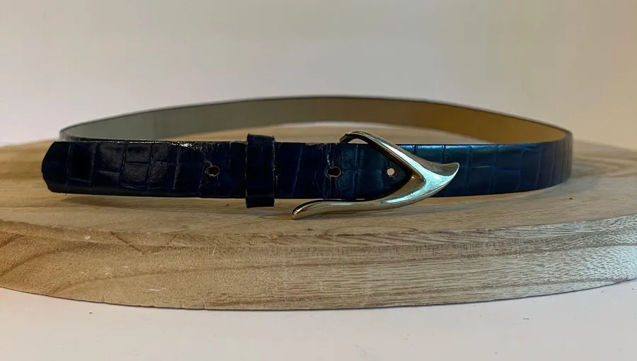 Vintage 90s Midnight Blue Vegan Leather Silver Hook Buckle Belt Size XS