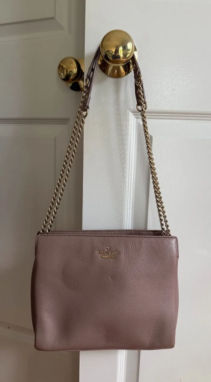 Kate Spade New York Taupe Mauve Pebbled Cow Leather Gold Chain Shoulder Bag