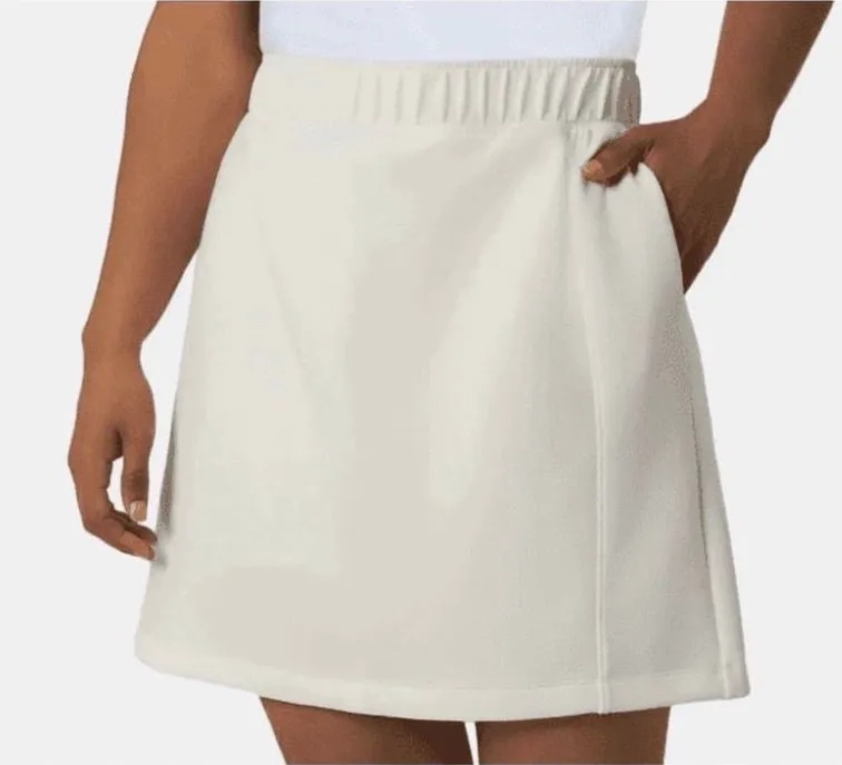 Mondetta Women's White Athletic Skirt Walking Skort, Cream with pockets Size Medium