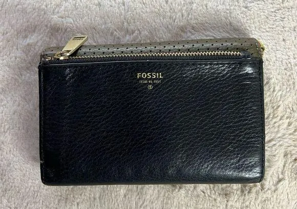 Fossil Unisex Slim Fold Leather Wallet Black & Green with Zipper