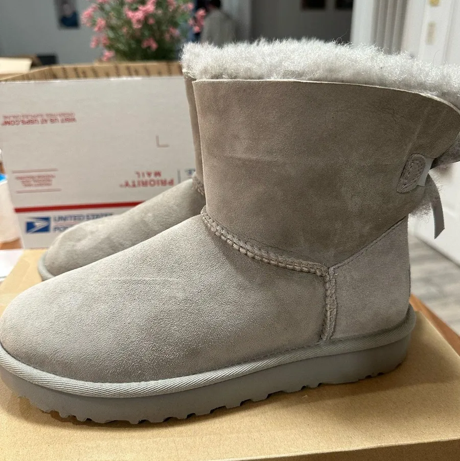 UGG Mini Bailey Bow II